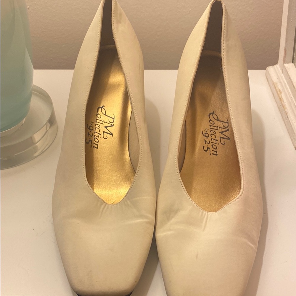 PM Collection Cream Heels